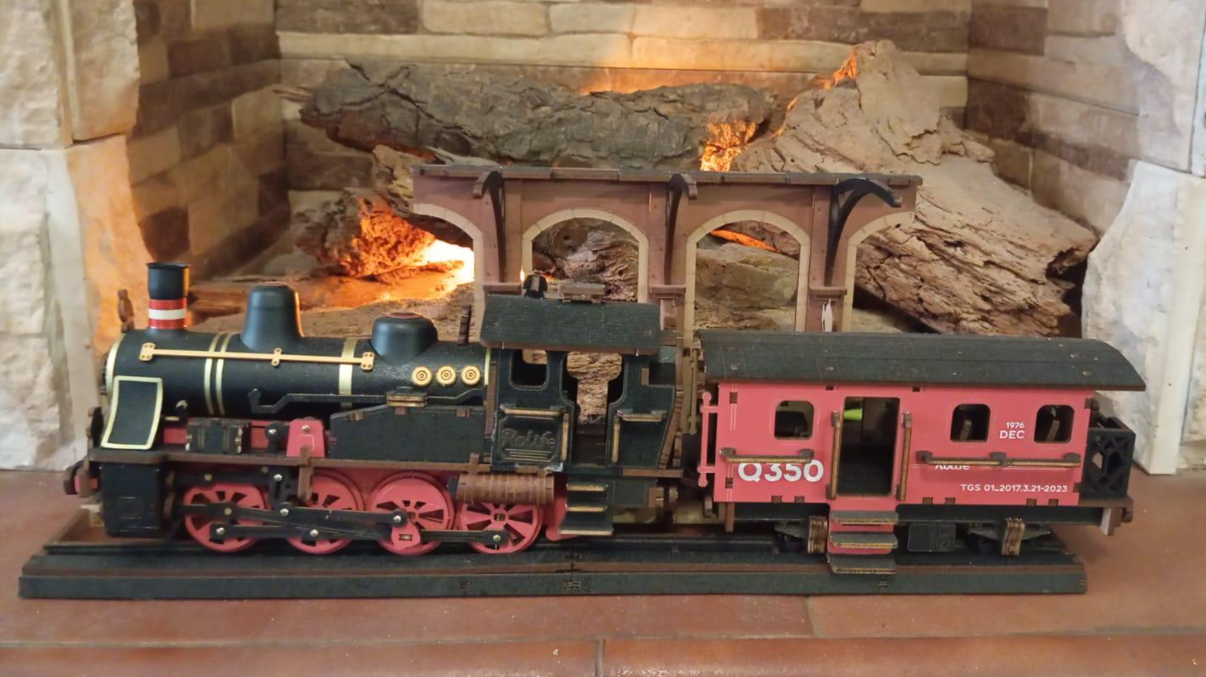 Locomotora Q350, maqueta de tren de vapor